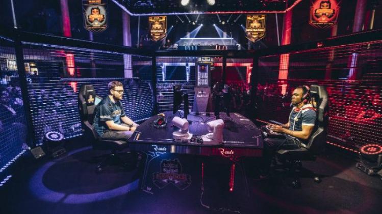 Red Bull zoekt beste Street Fighter'